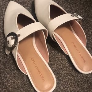 Who What Wear 8.5 white flats